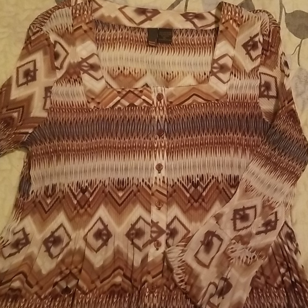Ladies long sleeve flutter top
